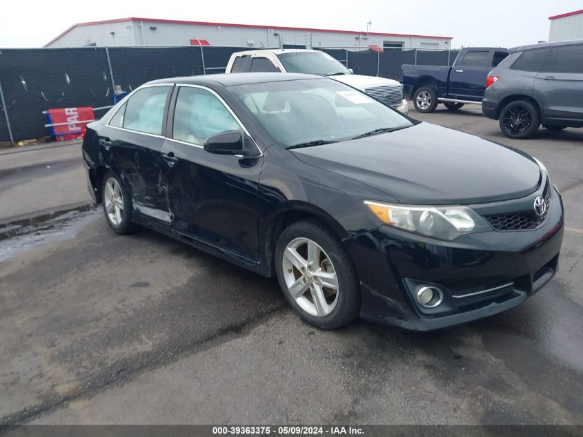 2013 TOYOTA CAMRY SE