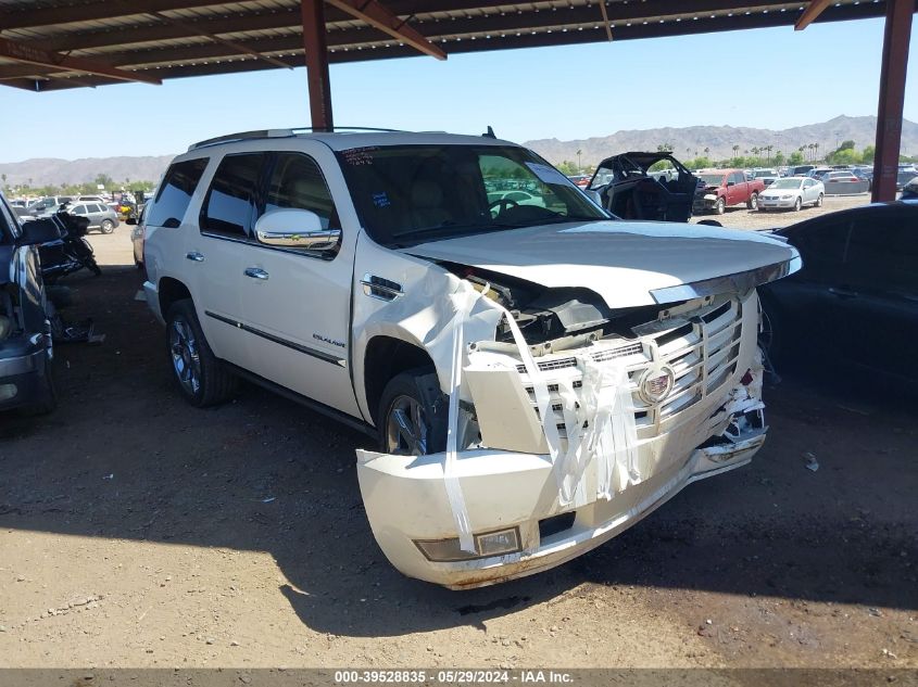 2011 CADILLAC ESCALADE PREMIUM