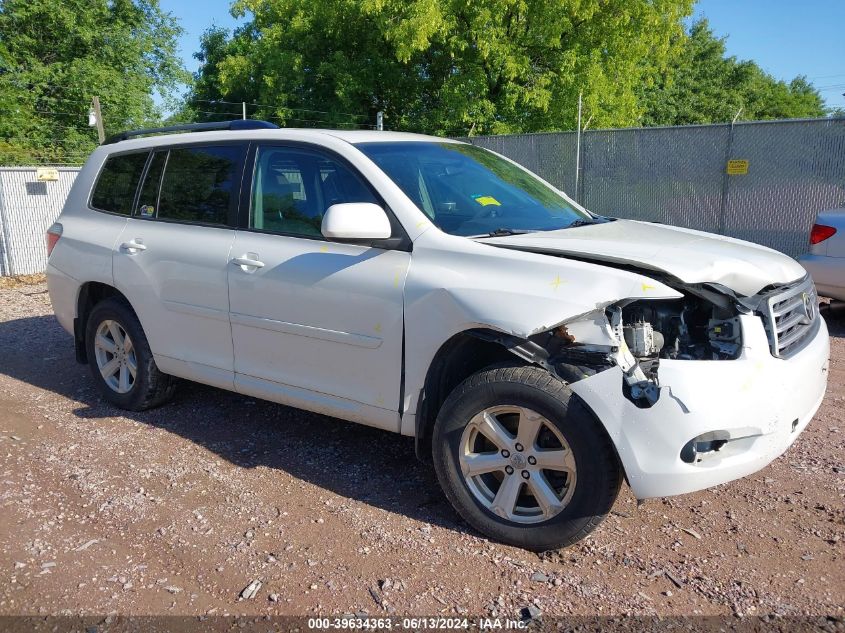 2010 TOYOTA HIGHLANDER SE