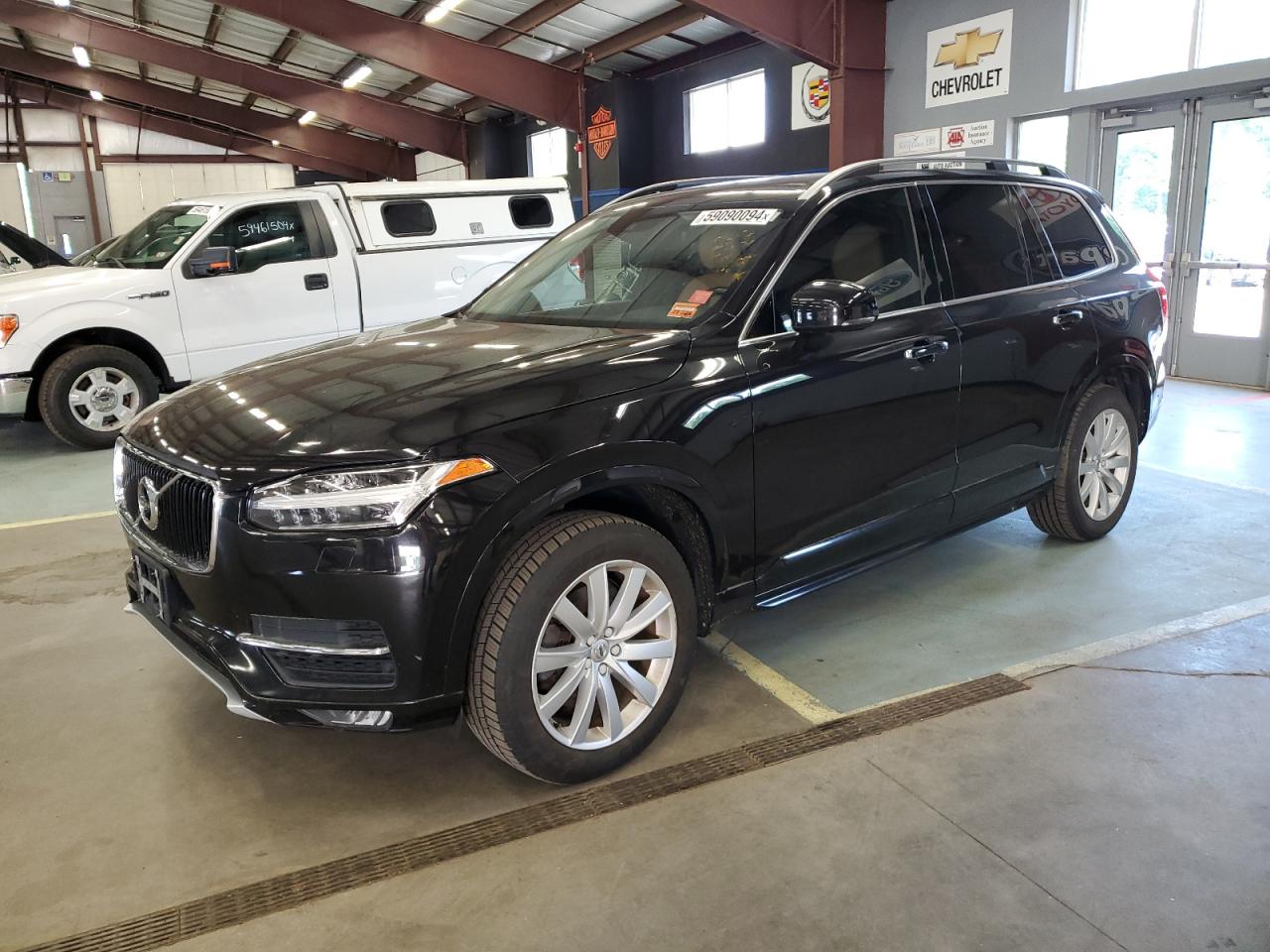 2016 VOLVO XC90 T6