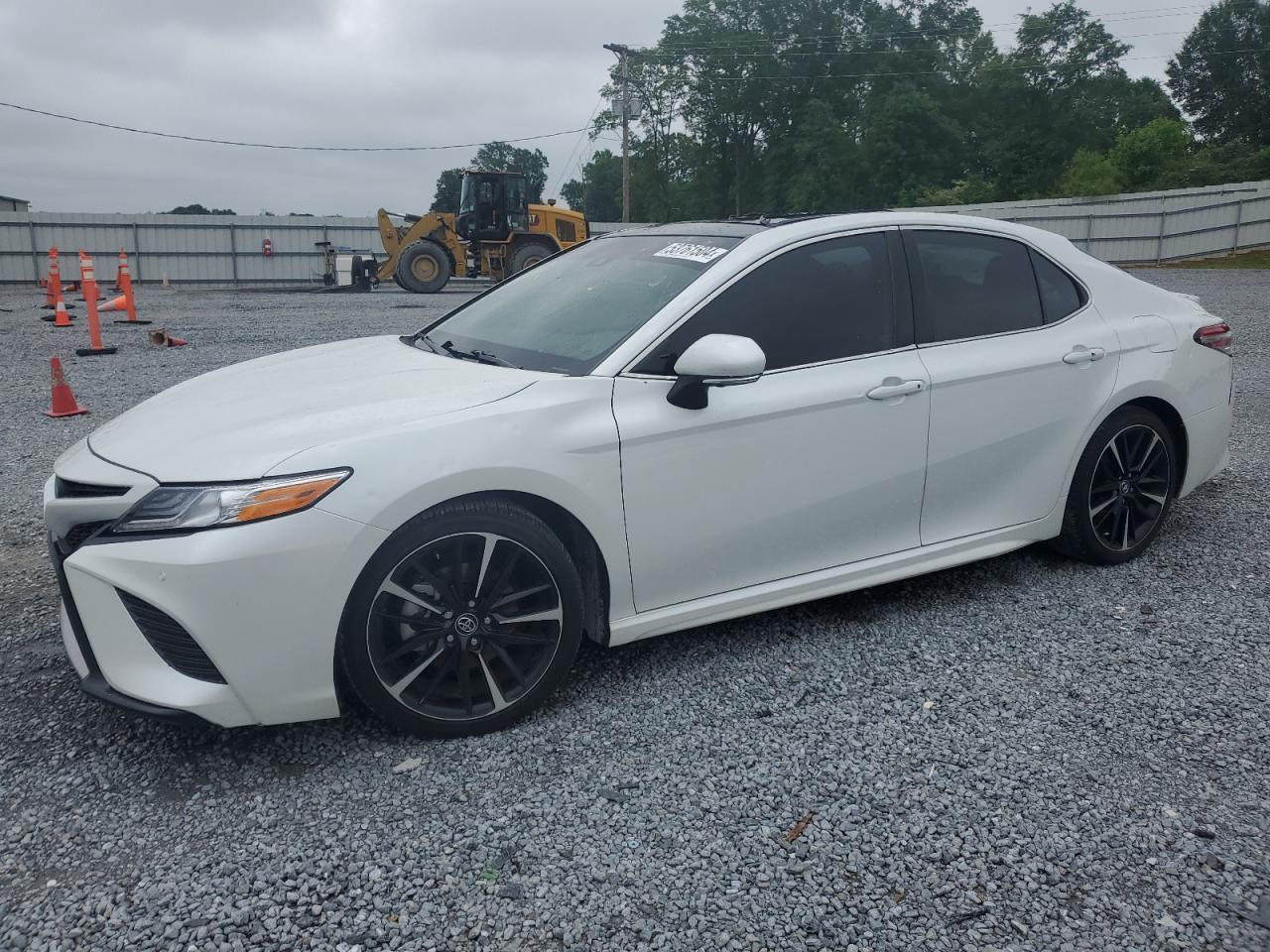 2020 TOYOTA CAMRY XSE