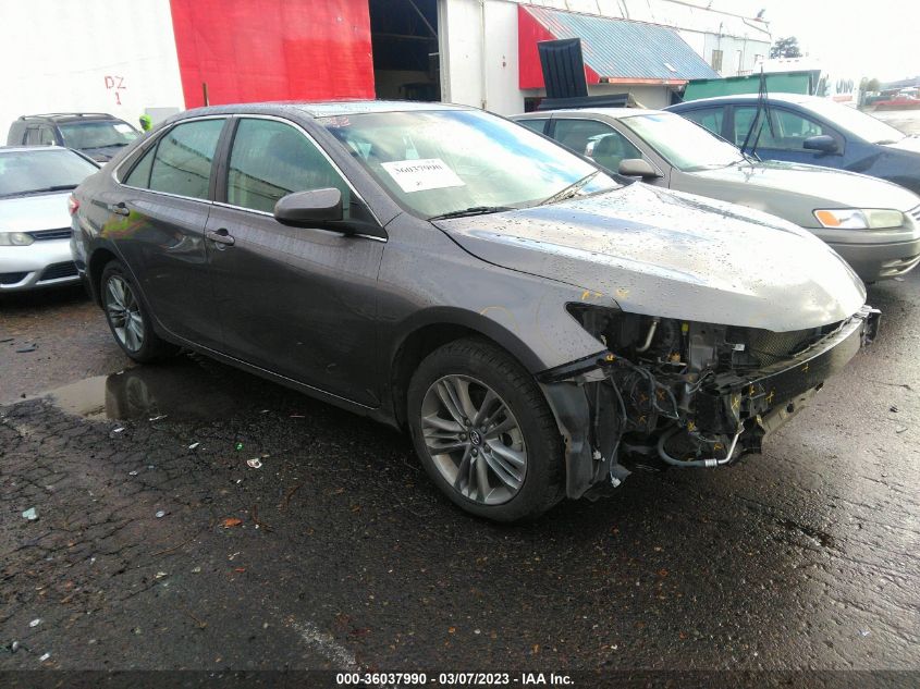 2016 TOYOTA CAMRY SE