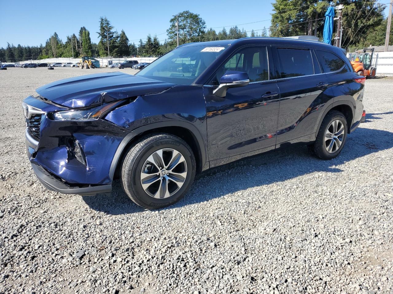 2021 TOYOTA HIGHLANDER XLE