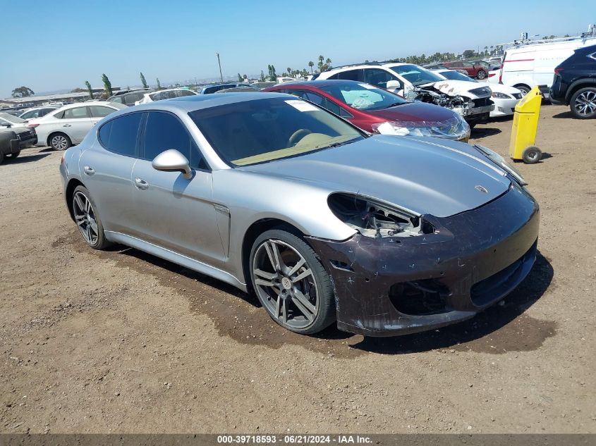 2011 PORSCHE PANAMERA 4