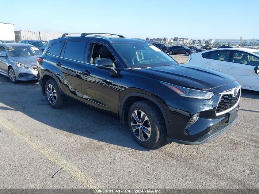 2021 TOYOTA HIGHLANDER HYBRID XLE