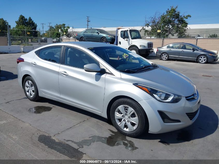 2016 HYUNDAI ELANTRA SE