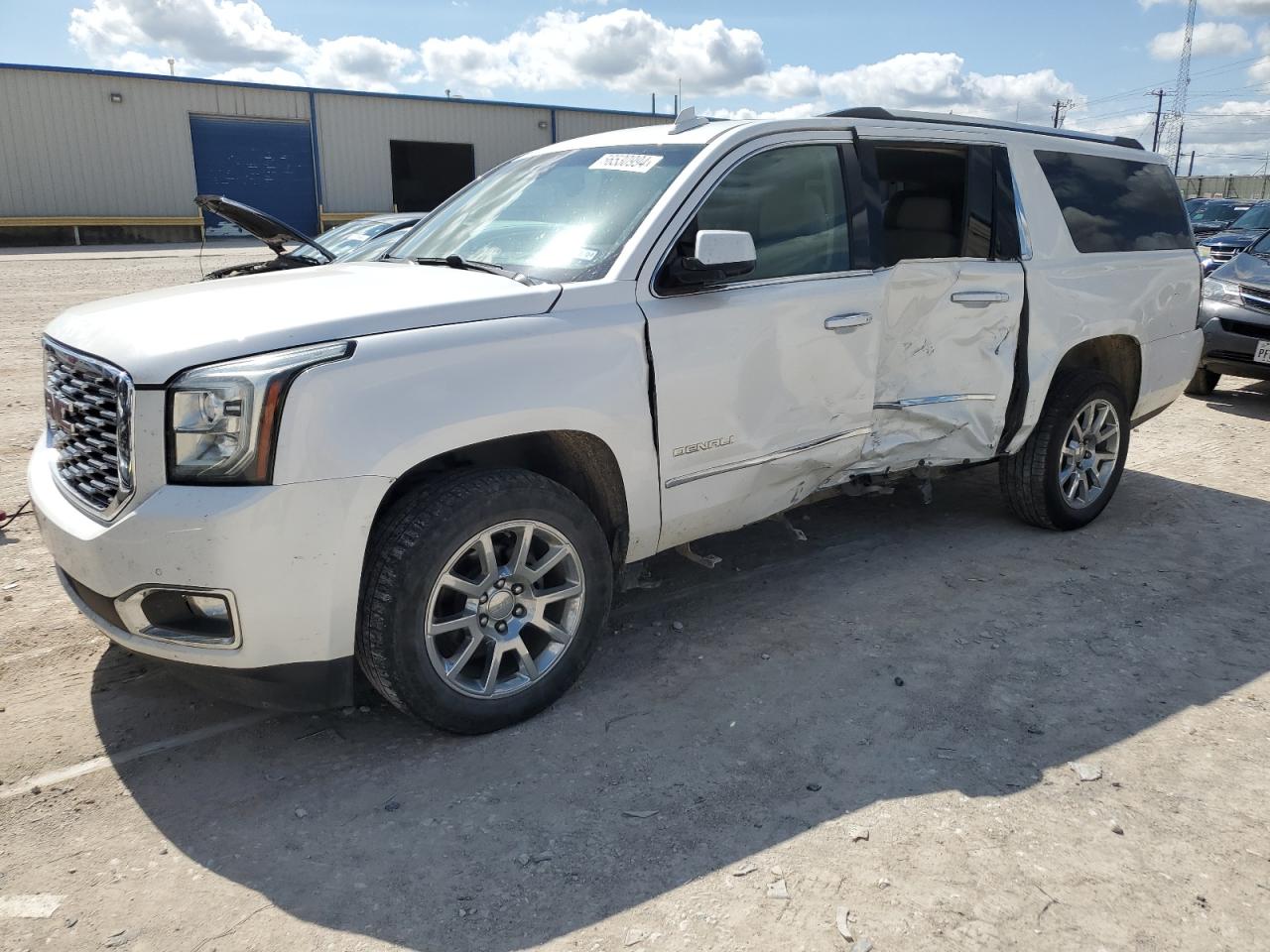 2019 GMC YUKON XL DENALI