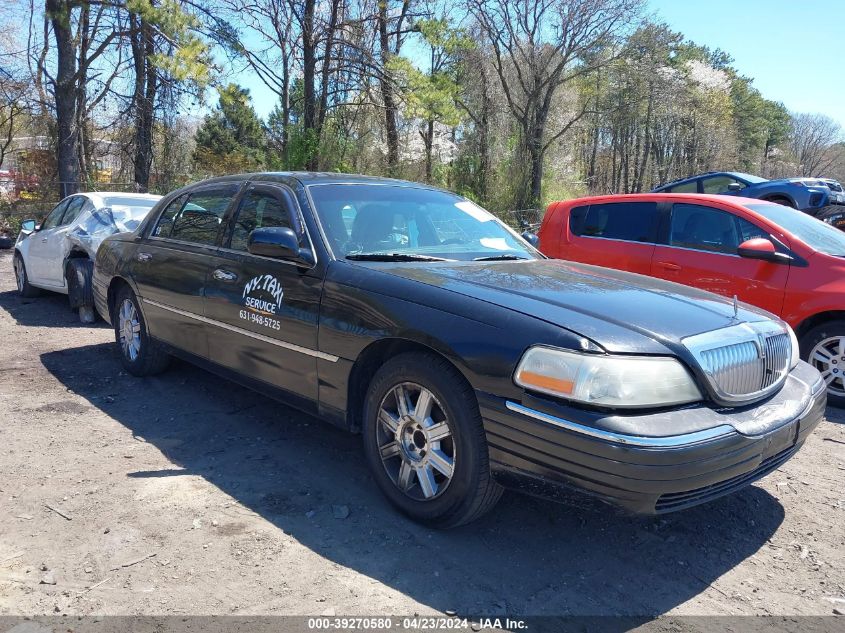 2011 LINCOLN TOWN CAR EXECUTIVE L