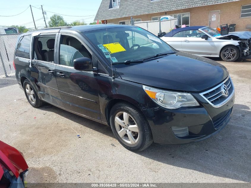 2011 VOLKSWAGEN ROUTAN SEL