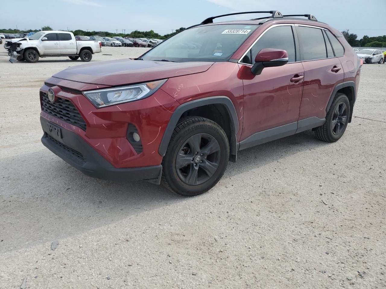 2021 TOYOTA RAV4 XLE