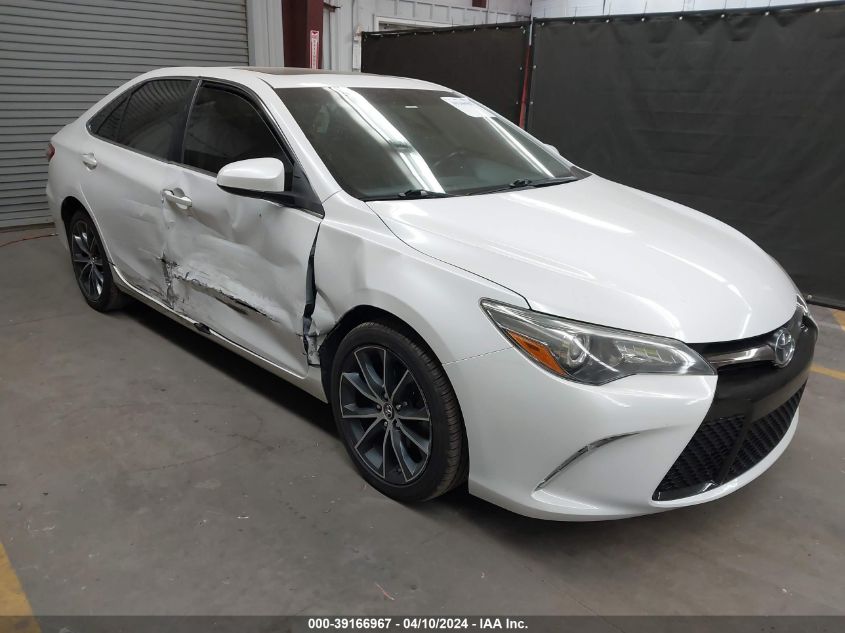 2016 TOYOTA CAMRY XSE