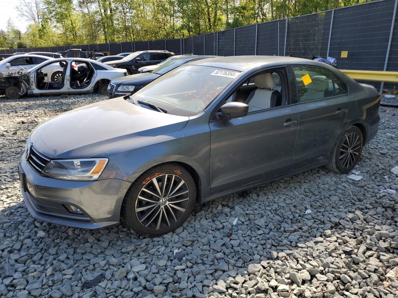 2016 VOLKSWAGEN JETTA SPORT