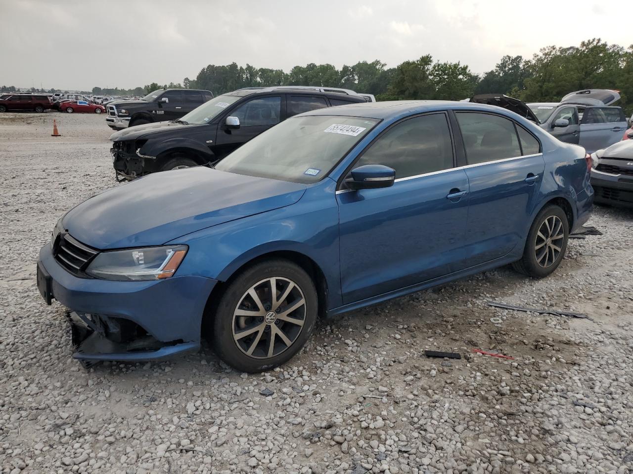 2017 VOLKSWAGEN JETTA SE