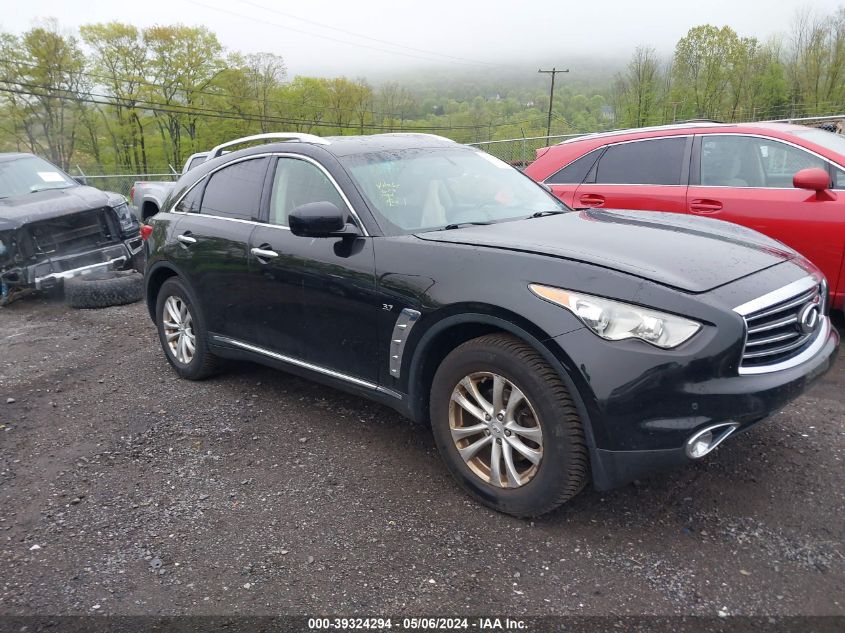 2015 INFINITI QX70