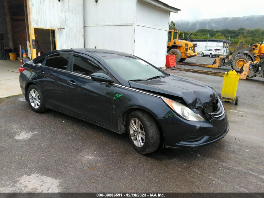 2013 HYUNDAI SONATA GLS