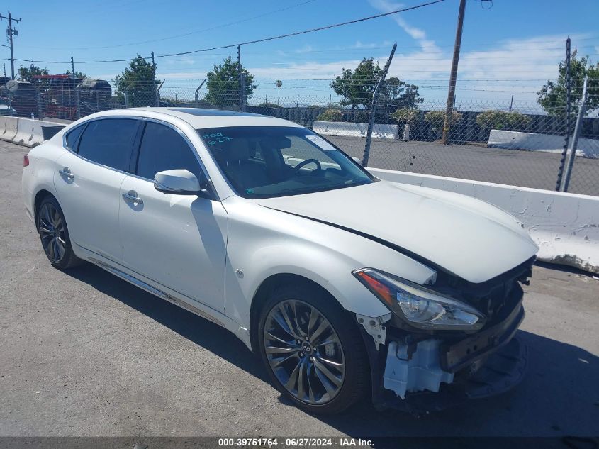 2017 INFINITI Q70L 3.7