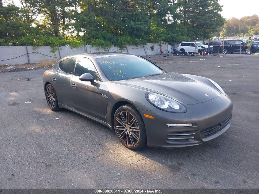 2014 PORSCHE PANAMERA 4S