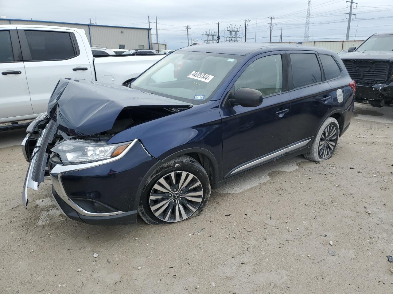 2020 MITSUBISHI OUTLANDER ES