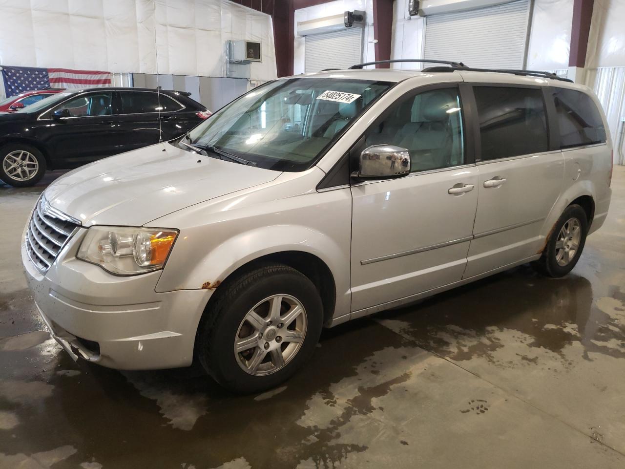 2010 CHRYSLER TOWN & COUNTRY TOURING PLUS