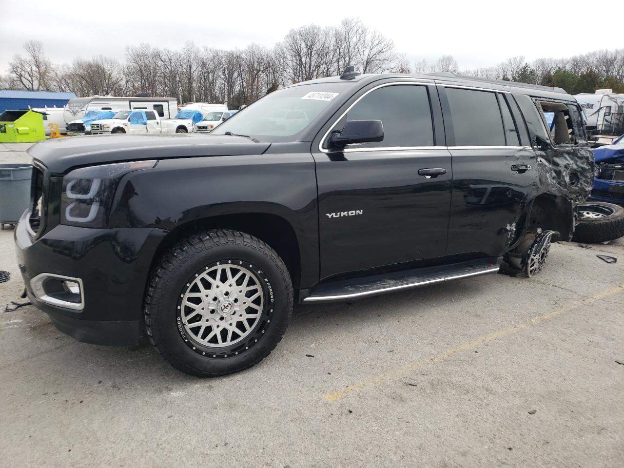 2017 GMC YUKON SLE