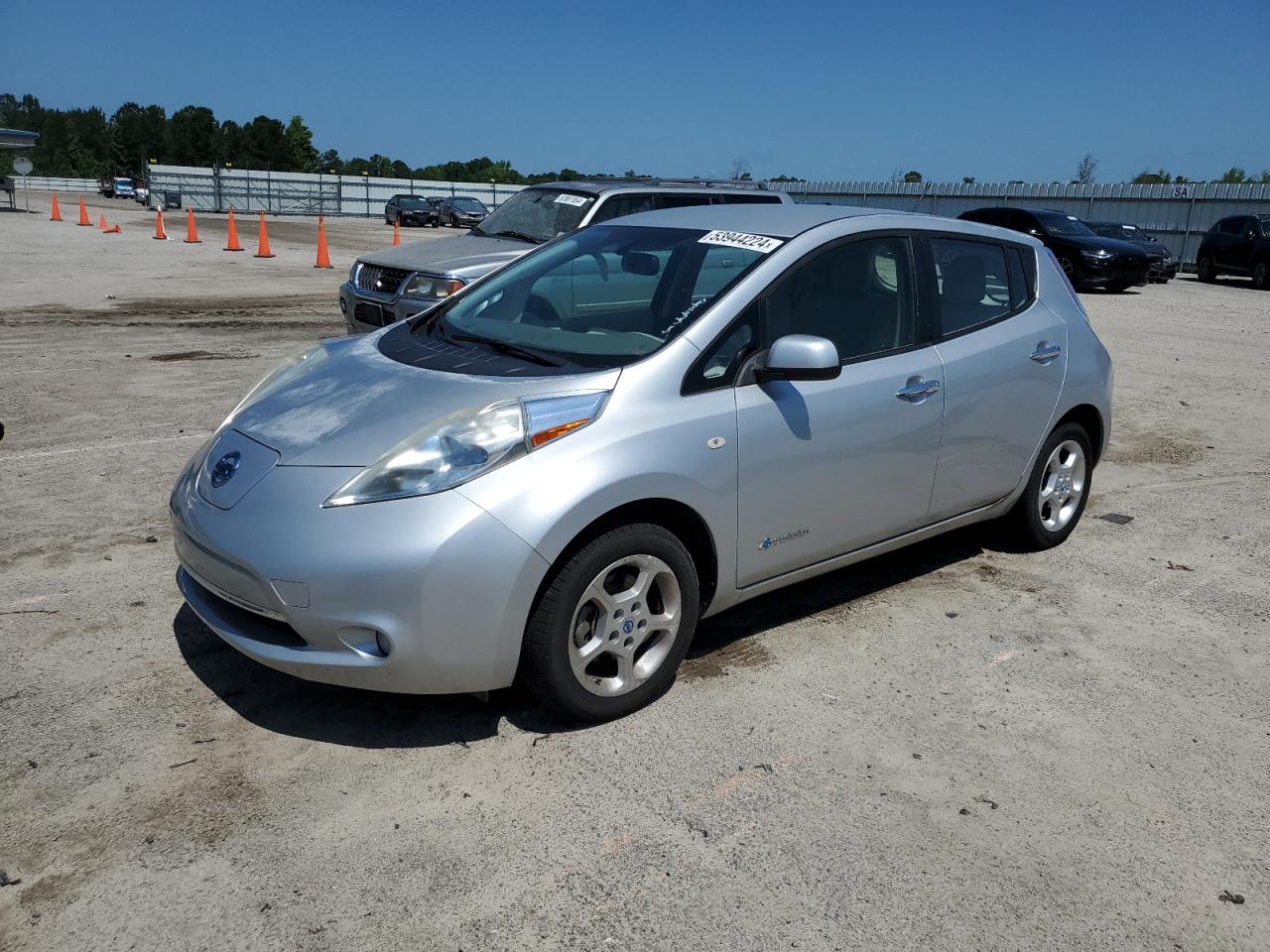 2011 NISSAN LEAF SV