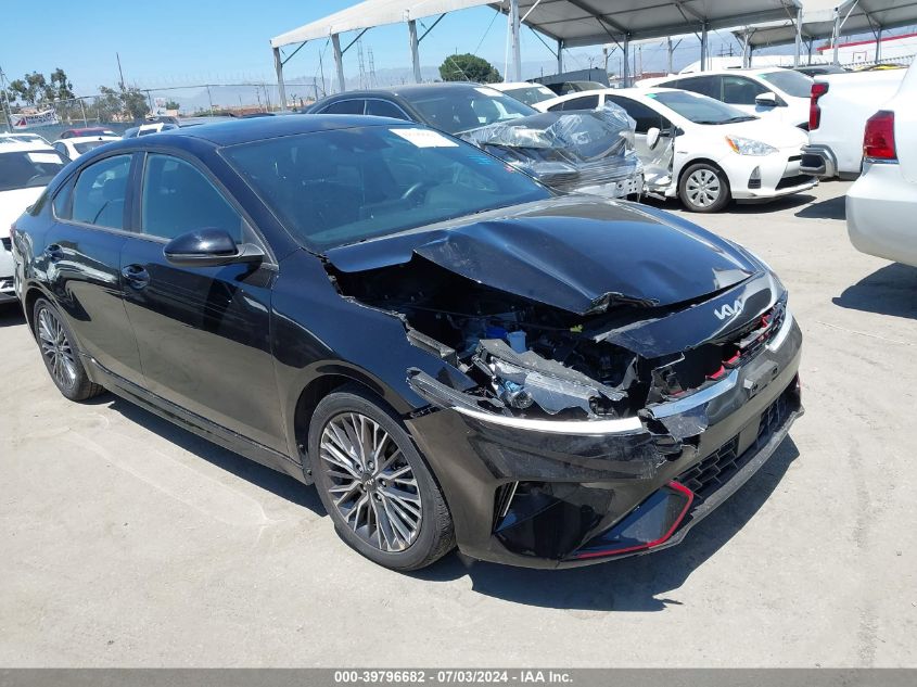 2022 KIA FORTE GT-LINE