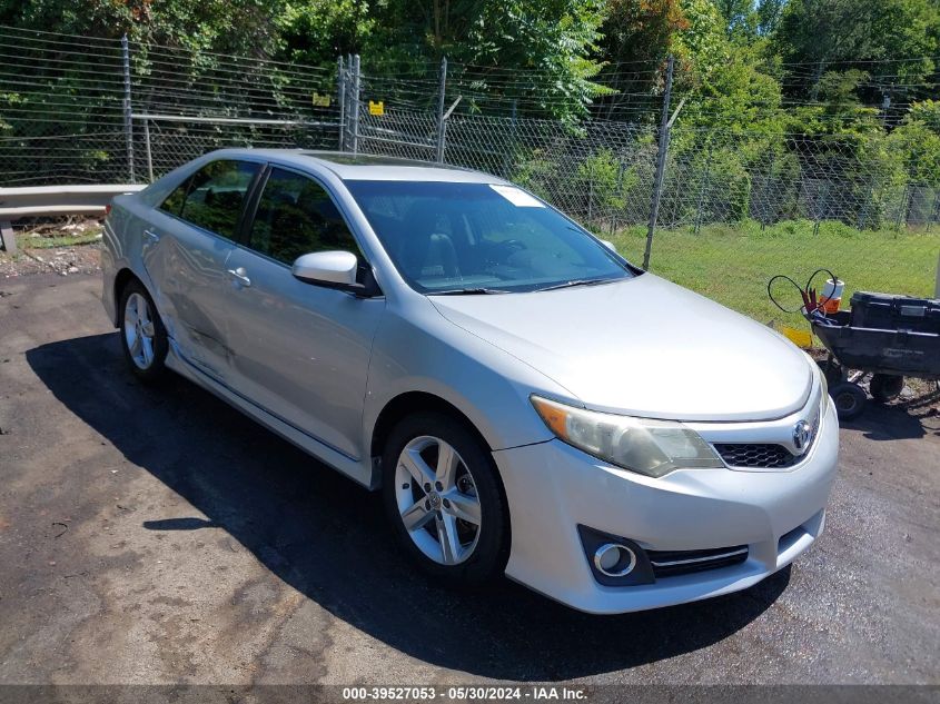 2012 TOYOTA CAMRY SE