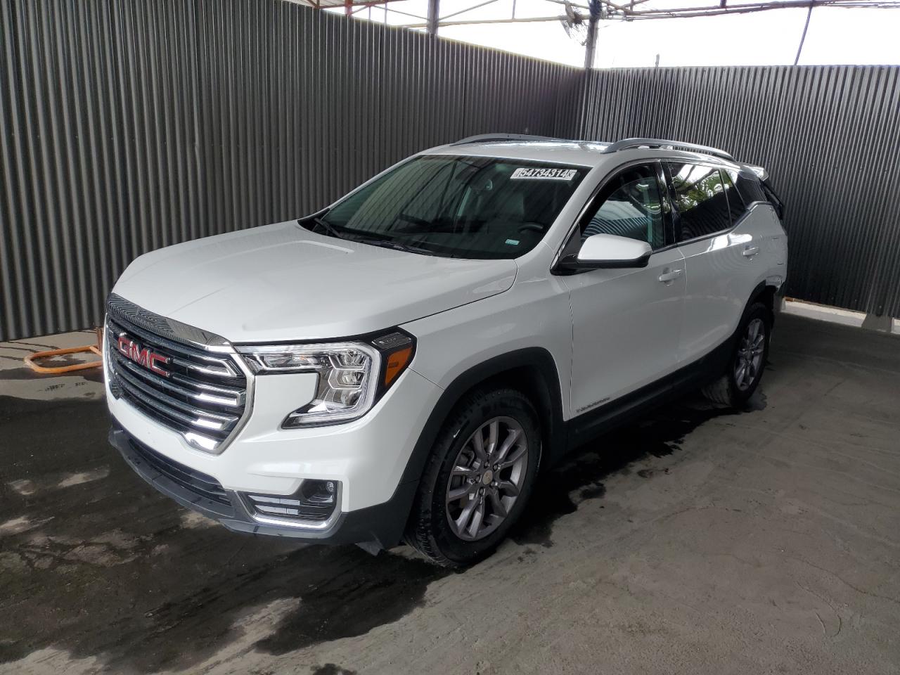 2023 GMC TERRAIN SLT