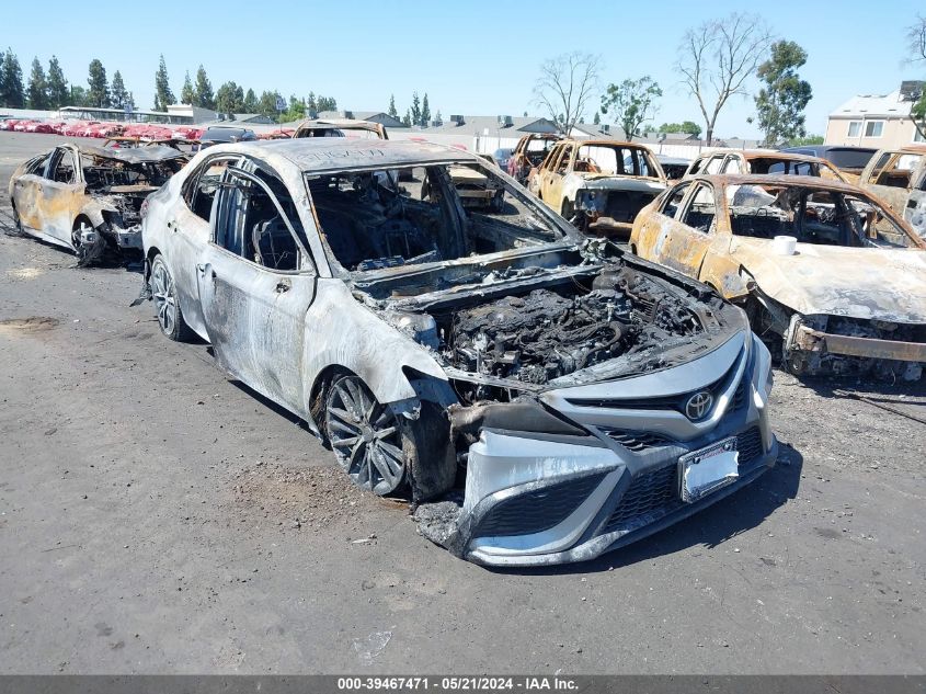 2021 TOYOTA CAMRY SE