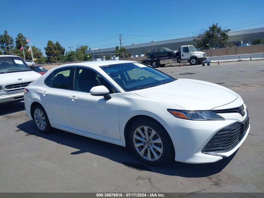 2018 TOYOTA CAMRY LE