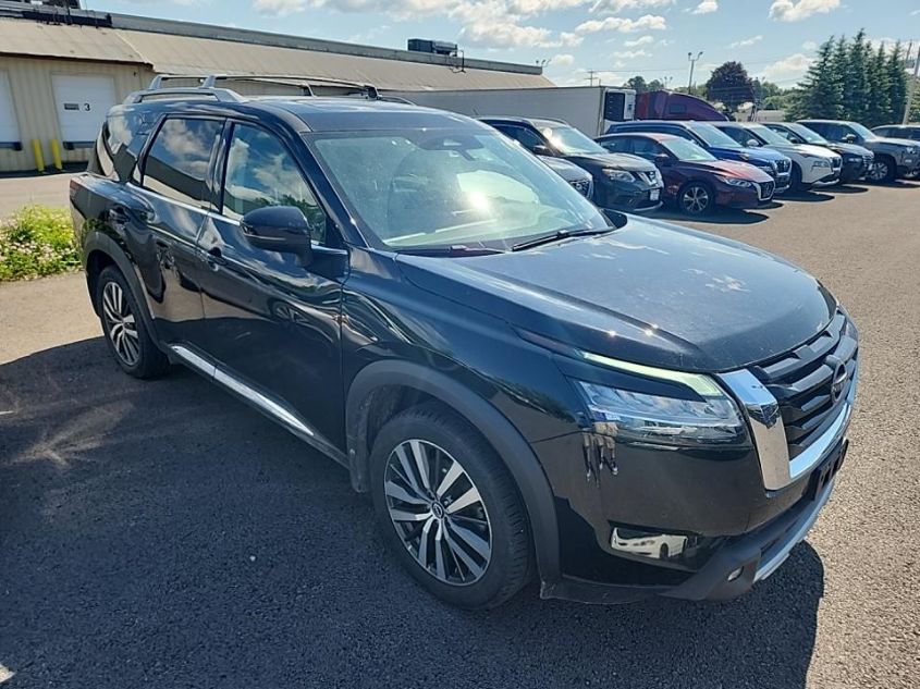 2022 NISSAN PATHFINDER PLATINUM