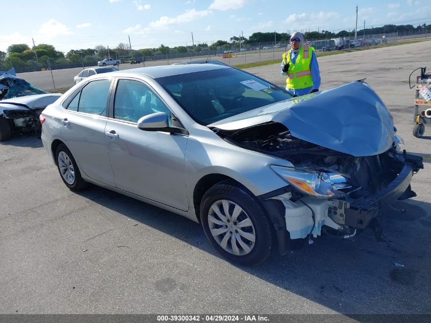 2017 TOYOTA CAMRY LE