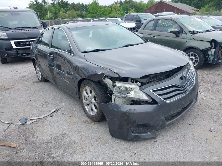 2011 TOYOTA CAMRY LE