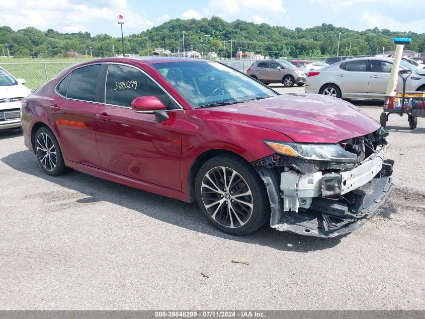 2018 TOYOTA CAMRY SE