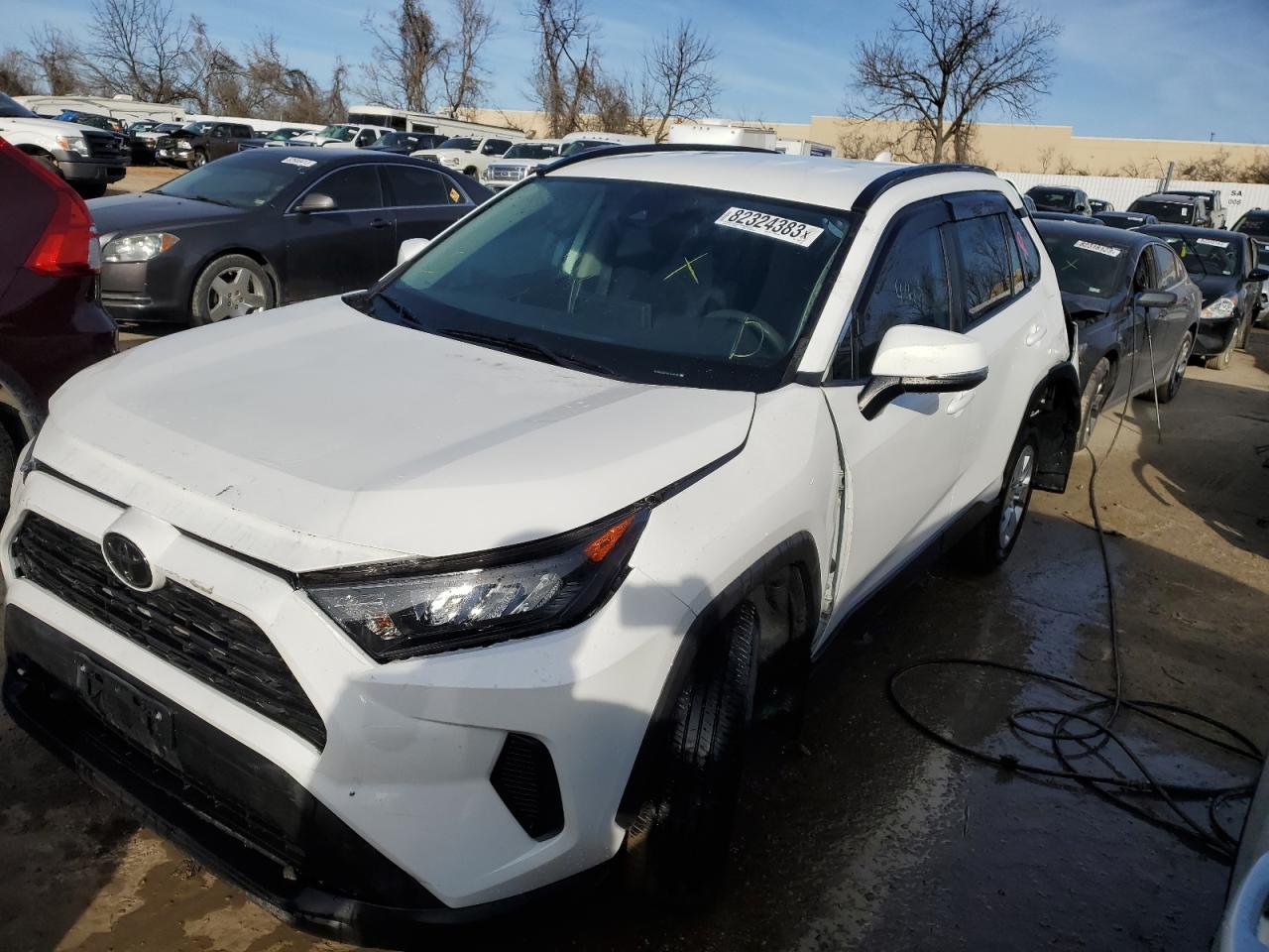 2020 TOYOTA RAV4 LE