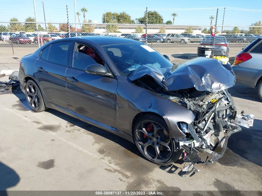 2020 ALFA ROMEO GIULIA TI SPORT RWD