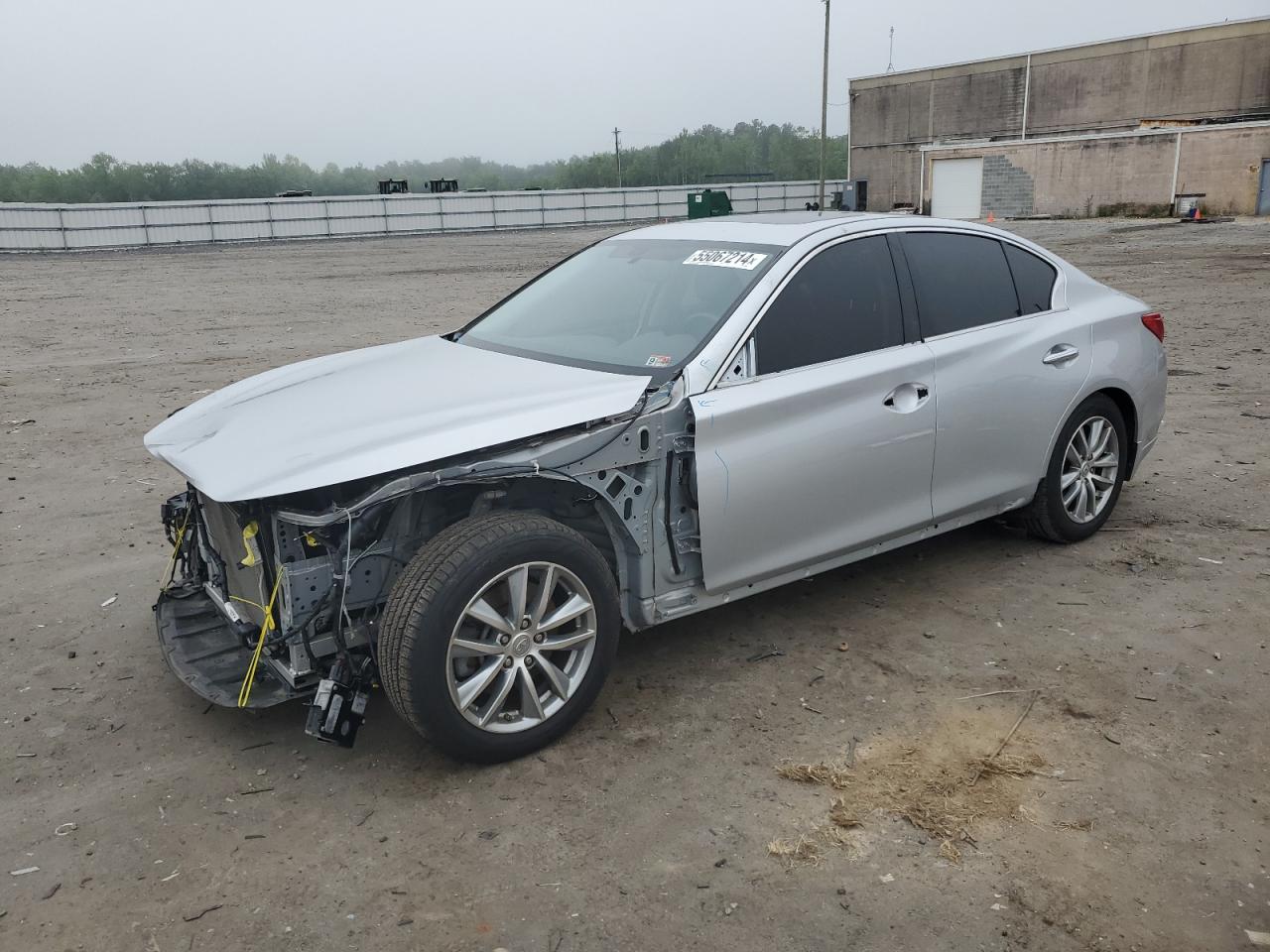 2015 INFINITI Q50 BASE