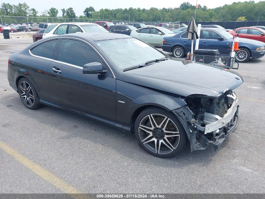 2015 MERCEDES-BENZ C 250