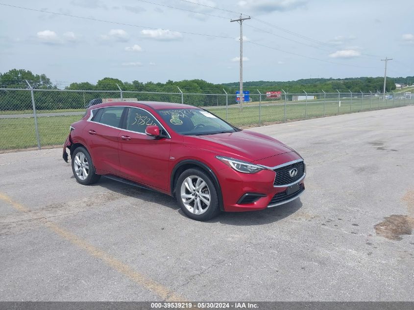 2017 INFINITI QX30 LUXURY