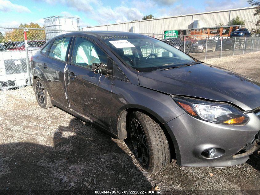 2014 FORD FOCUS SE