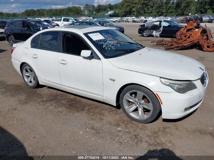 2010 BMW 528I