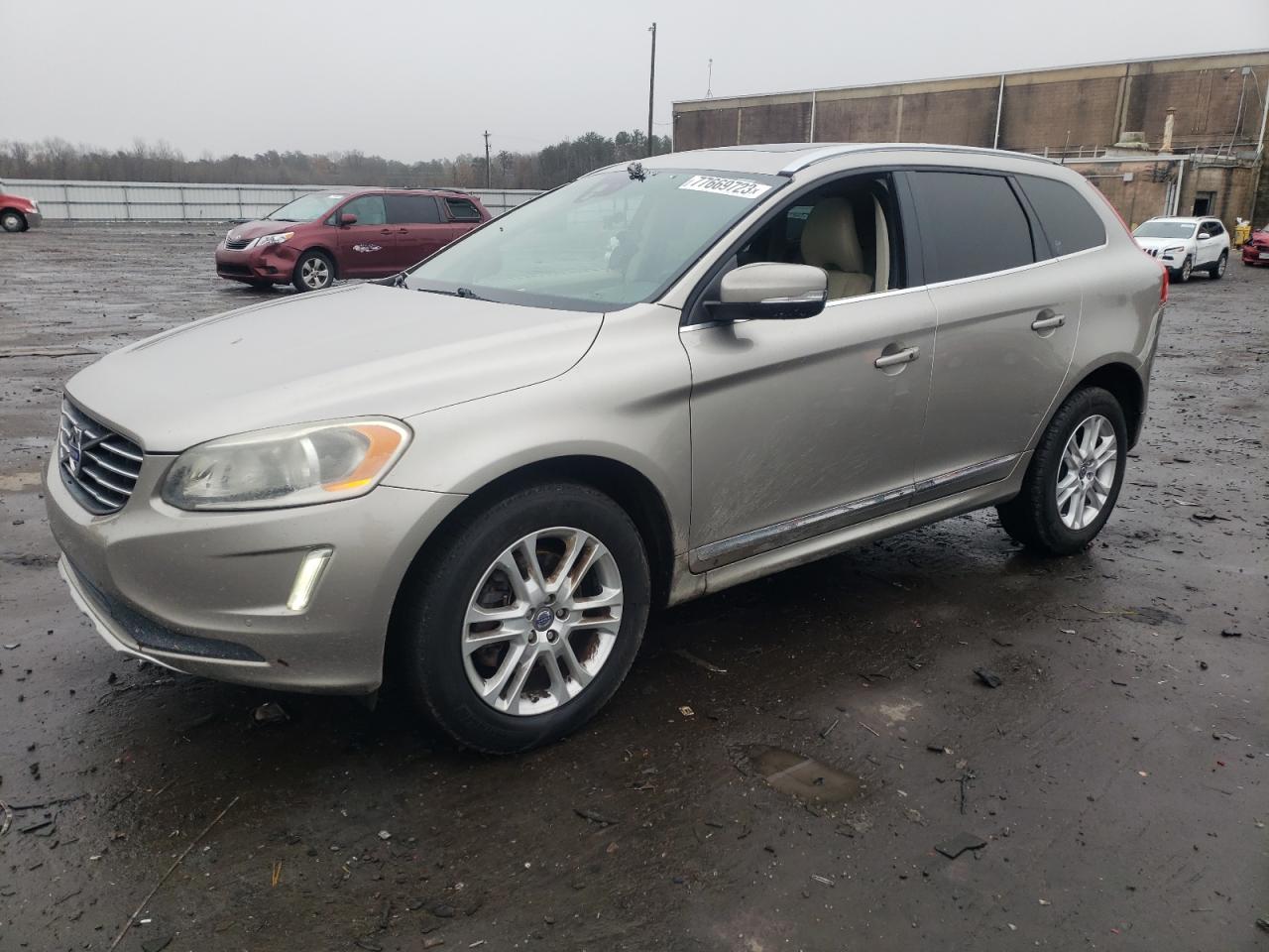 2015 VOLVO XC60 T5 PREMIER