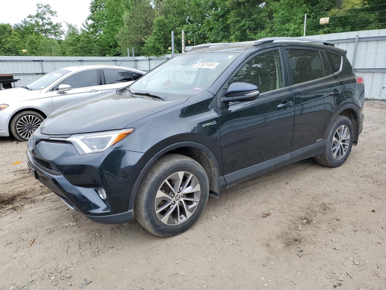 2017 TOYOTA RAV4 HV LE