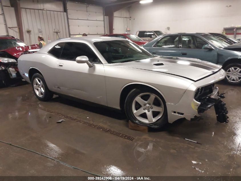 2010 DODGE CHALLENGER SE