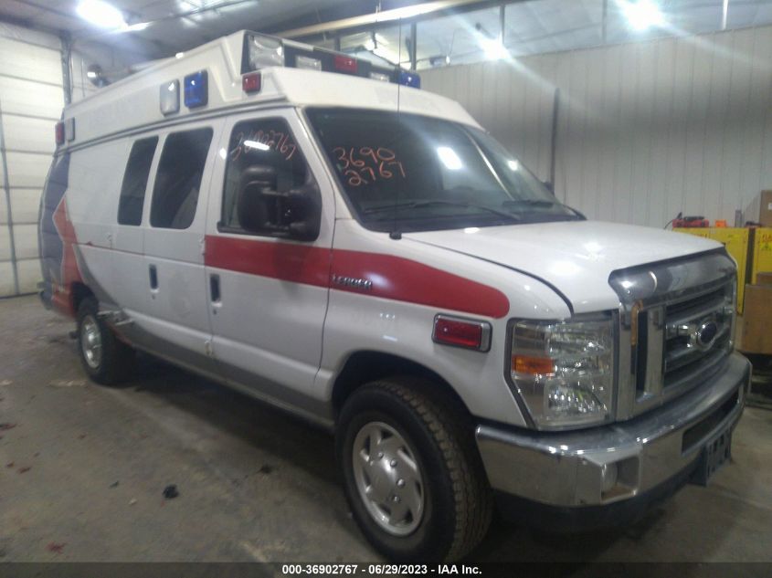 2013 FORD E-350 SUPER DUTY COMMERCIAL