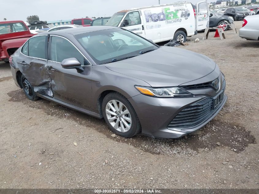 2018 TOYOTA CAMRY LE