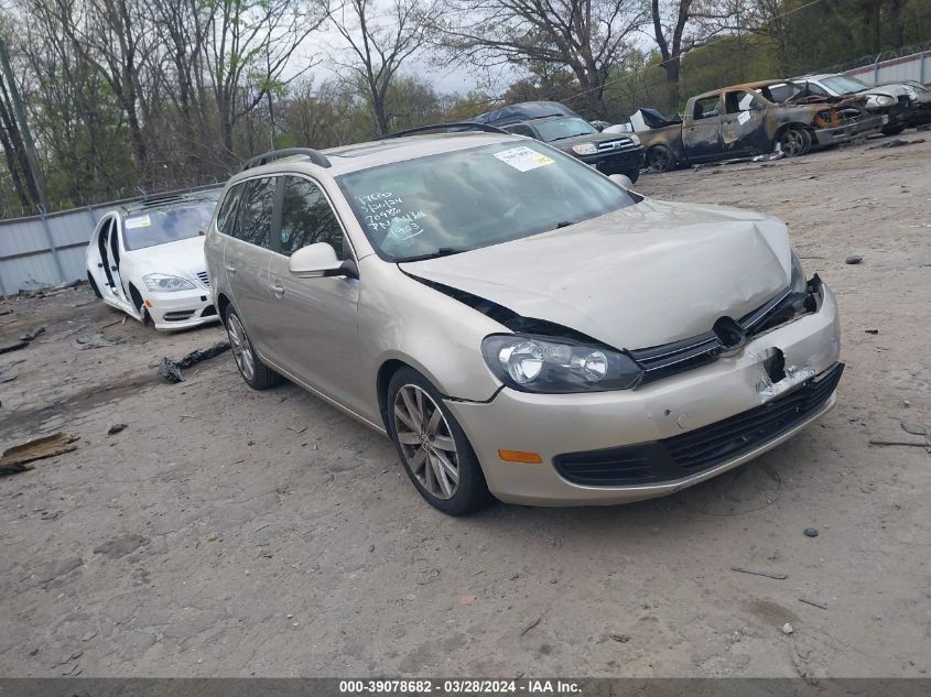 2013 VOLKSWAGEN JETTA SPORTWAGEN 2.0L TDI