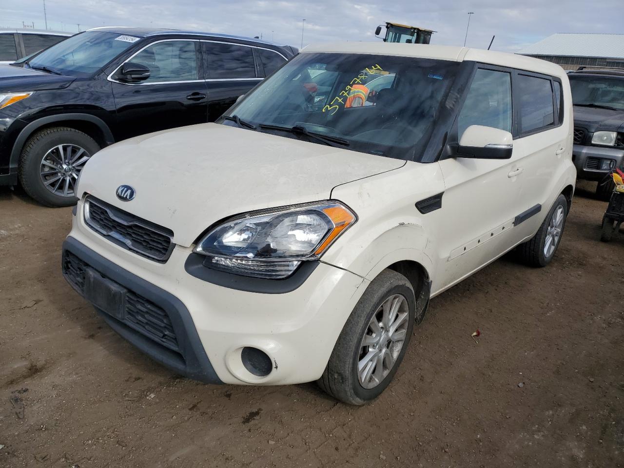 2013 KIA SOUL +