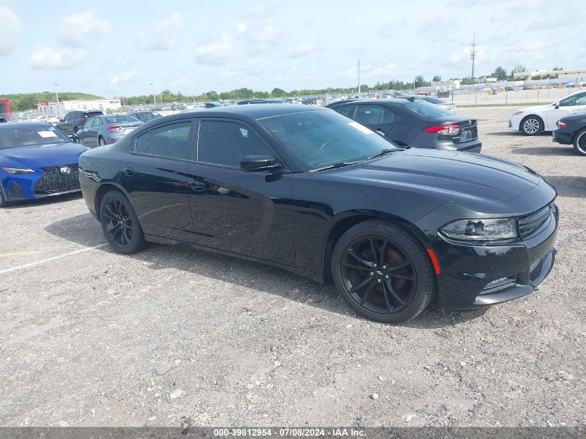 2016 DODGE CHARGER SXT