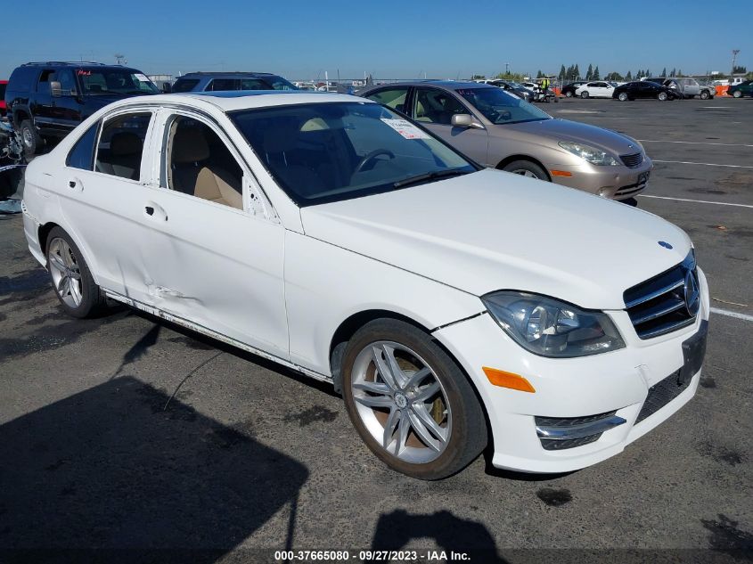 2014 MERCEDES-BENZ C 250 SPORT/LUXURY